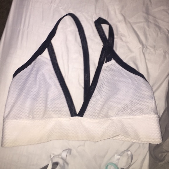 Cute Bralettes - Picture 4 of 4