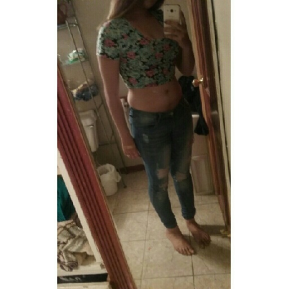 Crop top bundle - Picture 2 of 3