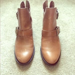 Ankle boots