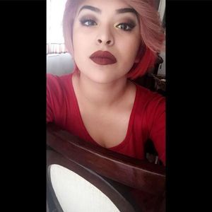 Meet your Posher, Iris