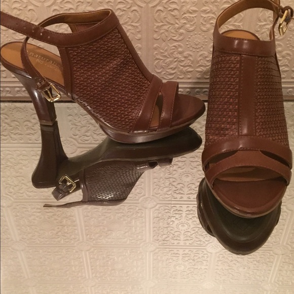 Naturalizer Shoes - 🎉Price drop🎉  NWOT tan heels