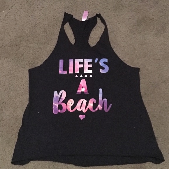 Loose fit athletes top
