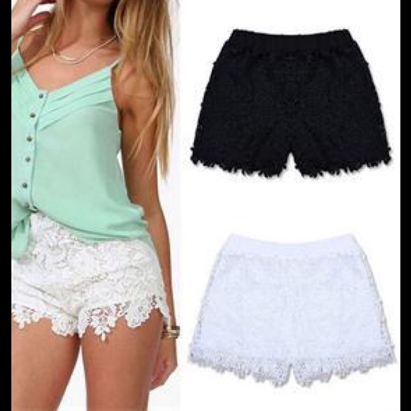 White Lace Short - Picture 2 of 2