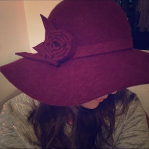 🙄EVERYThING Must GO!🙄NWOT 100% Wool Hat.