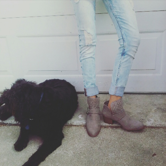 //The Becca// taupe cutout buckle booties - Picture 3 of 4