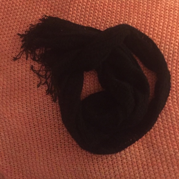 Large banana republic scarf