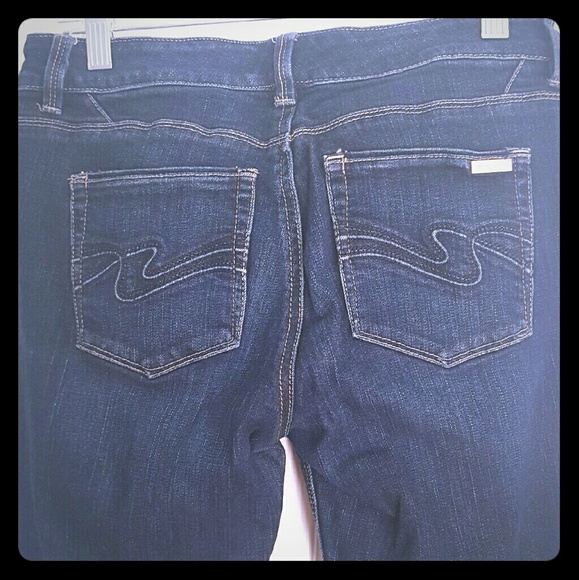 🌸WHBM SLIM ANKLE JEANS🌸