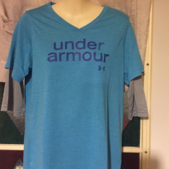 🆕🆕NWT UNDER ARMOUR TEE