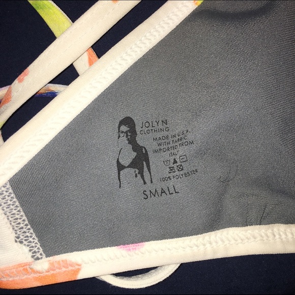 Never work NWOT Jolyn Bikini Top - Picture 4 of 4