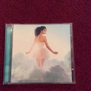 Selena Gomez CD