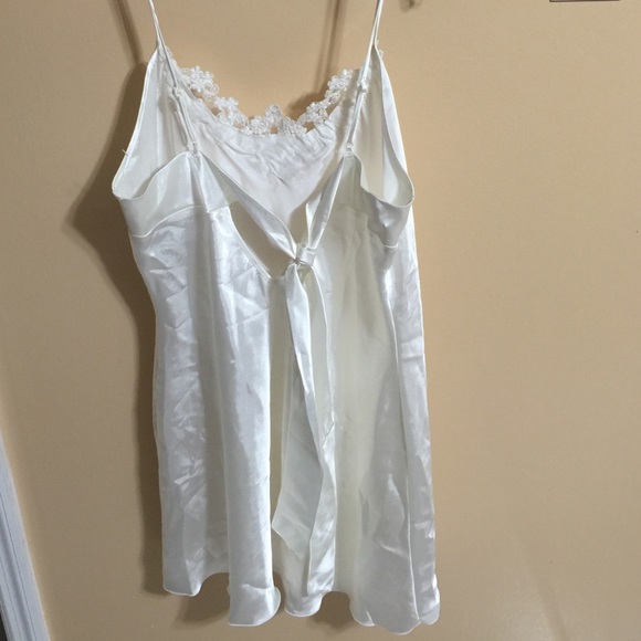 nice nightwear - Picture 3 of 3