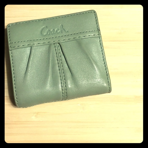 😍 Coach mini wallet