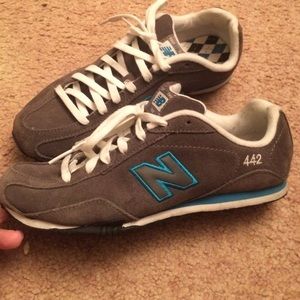 New balance shoes size 7.5 like new!