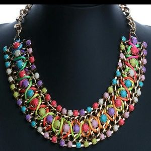 Fashion Necklace new.. never been used.