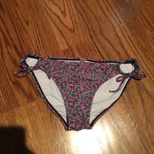 Roxy bathing suit bottoms