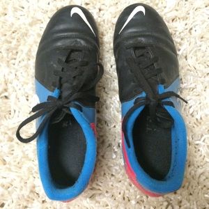 NIKE SOCCER SHOES!!!!