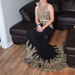 Gold sequin 2 piece prom dress GORGEOUS