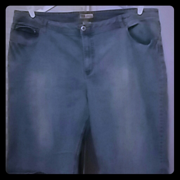 Great Bermuda shorts