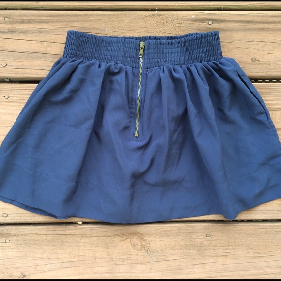 Class Navy Skirt - Picture 2 of 2