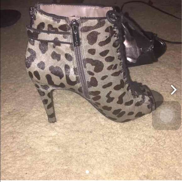 Jessica Simpson Heels