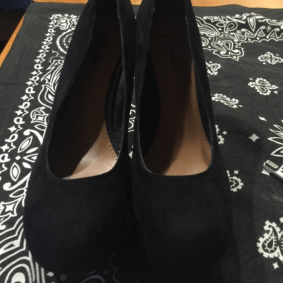 Candies black wedge pumps