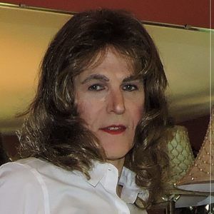 Meet your Posher, Becky