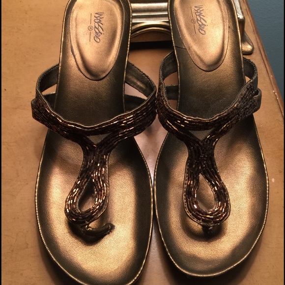 Mossimo wedges - Picture 4 of 4