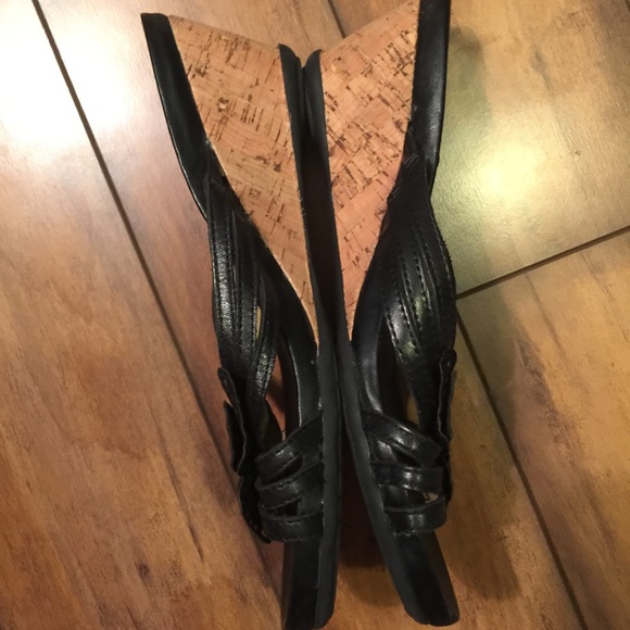 Butterfly wedges - Picture 2 of 4