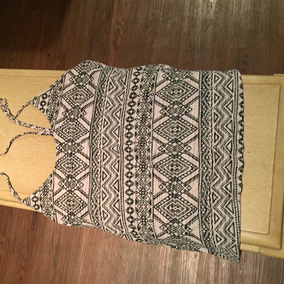 F21 tribal tank