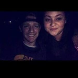 Meet your Posher, Hailey