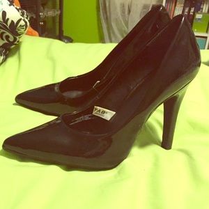 Mossimo Co. Black Patent Leather Pumps