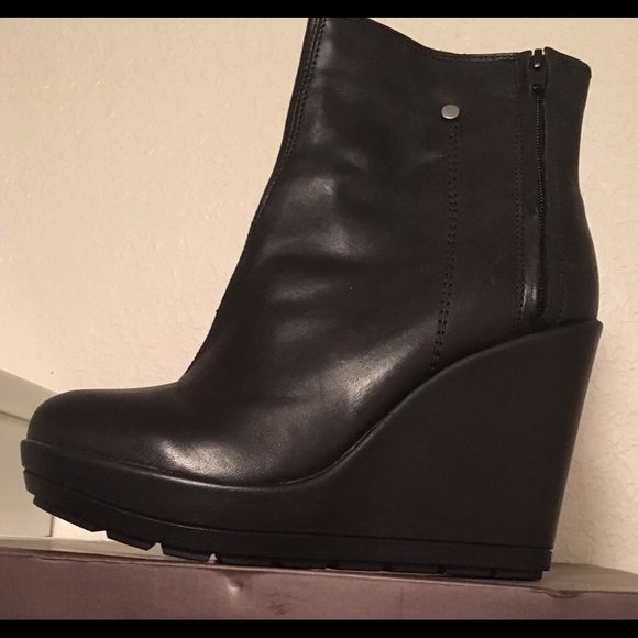 Wedged boot