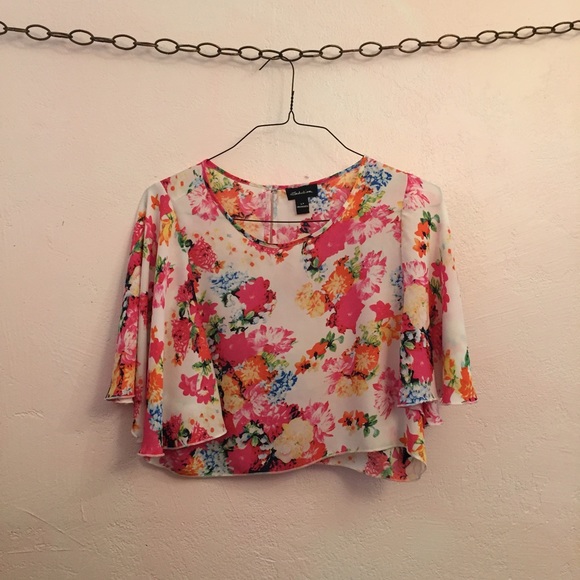 Flowy light floral top - Picture 1 of 4