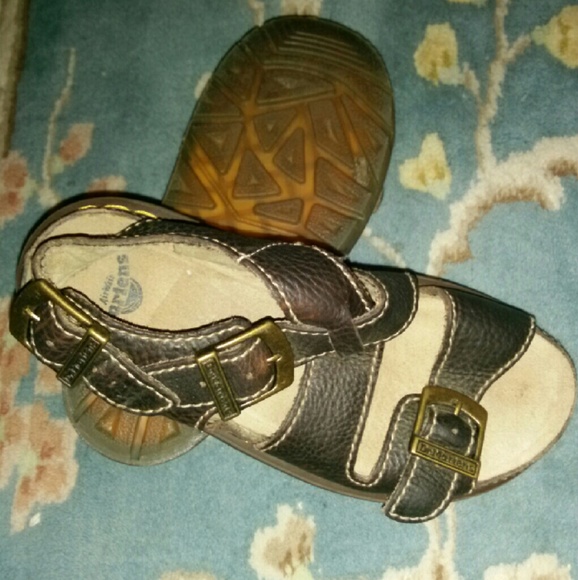 New Dr. Martens Sandals 9
