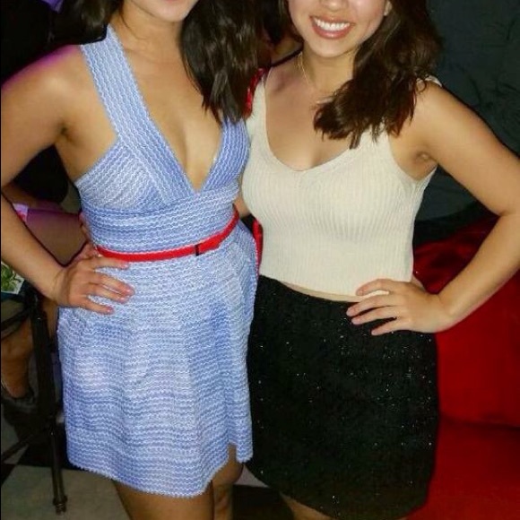 Beautiful blue dress!