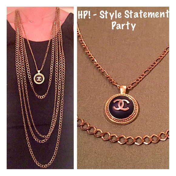 SALE 40% OFF 💞2x HPCHANEL Gold Button Necklace