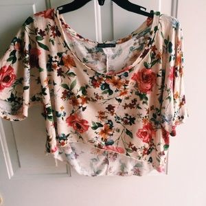 Floral Crop Top 🌸
