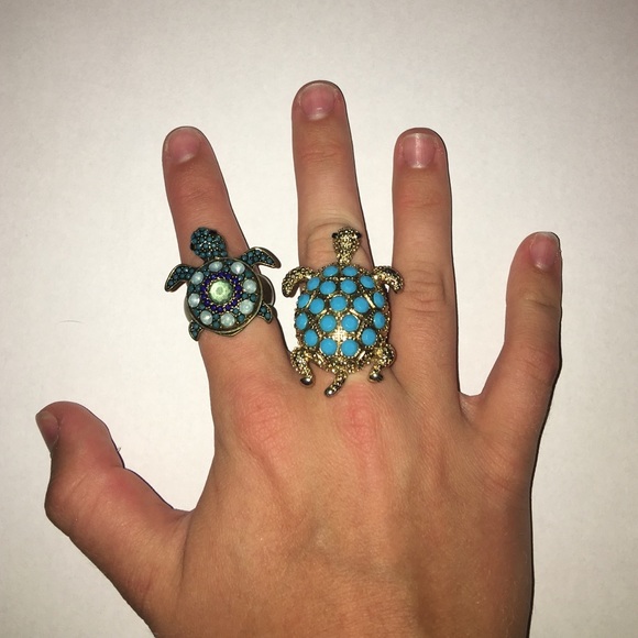 Turtle and flower rings! - Picture 1 of 3
