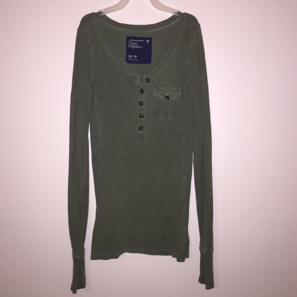 army green long sleeve tee