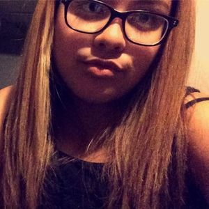Meet your Posher, Alejandra