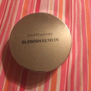 Bare minerals blemish remedy powder foundation