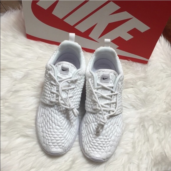 Nike Roshe One DMB - Picture 2 of 4