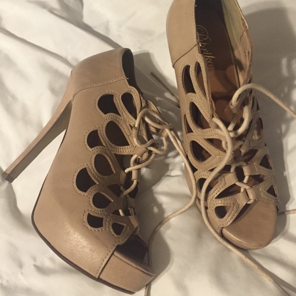 Lace up tan heels