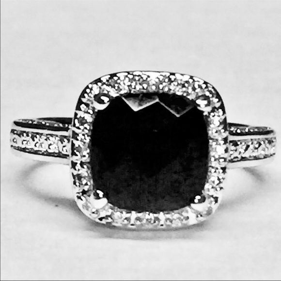 4 CT Genuine Black Onyx, 16 Diamond Accent Ring - Picture 2 of 4