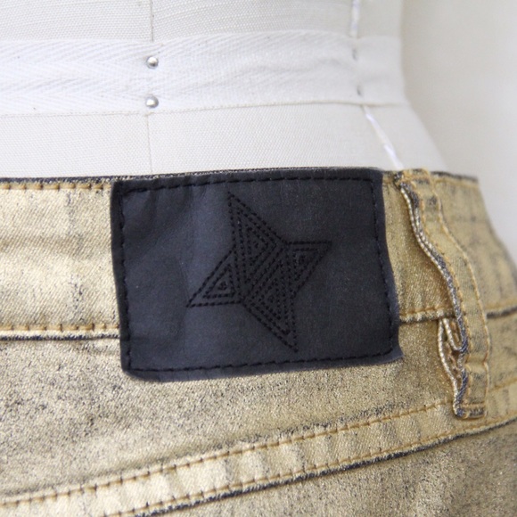 Gold BCBGeneration Skirt - Picture 3 of 3