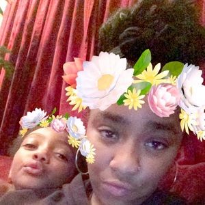 Meet your Posher, Shania