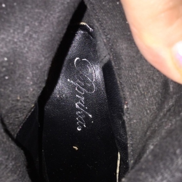 High heel booties size 8 - Picture 3 of 4