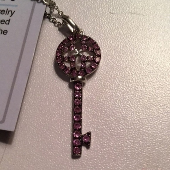 Lorenzo key necklace nwt - Picture 2 of 4