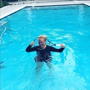 Meet your Posher, Linda