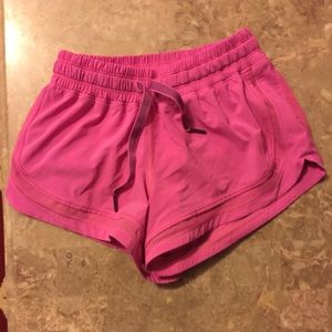 Lululemon make a move  shorts